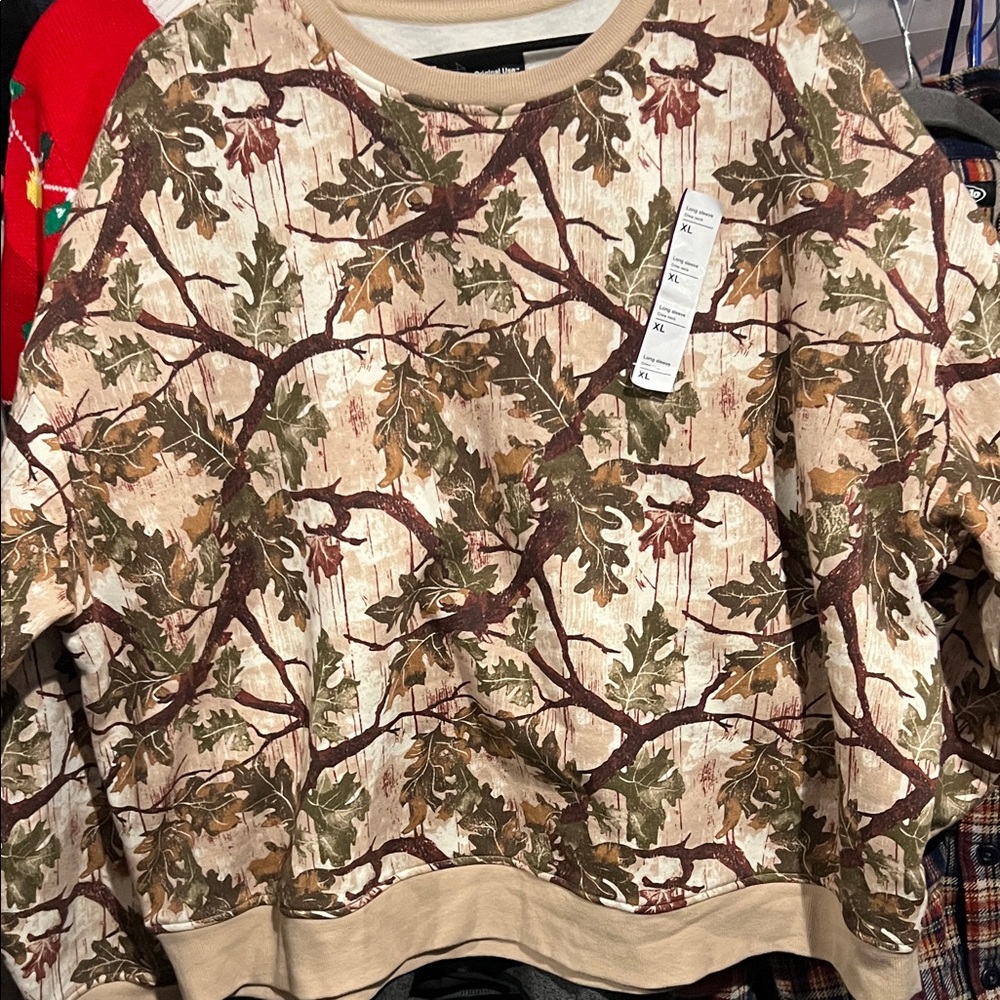 Men’s size xl 31 pit Original Use Men's Nature-Inspired Crewneck Sweater